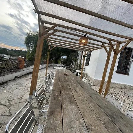 Spacious House + Pool Dom wakacyjny Tortosa