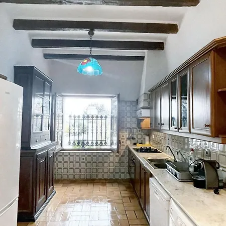 Spacious House + Pool * Tortosa