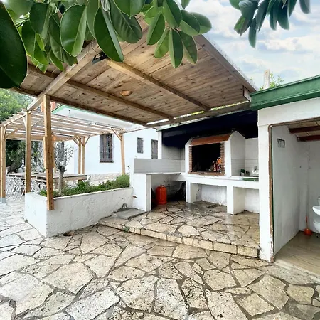 Spacious House + Pool Dom wakacyjny *
