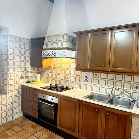 Spacious House + Pool Сasa de vacaciones *
