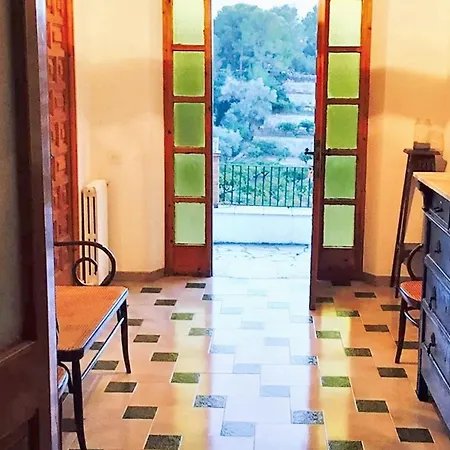 Сasa de vacaciones Spacious House + Pool Tortosa